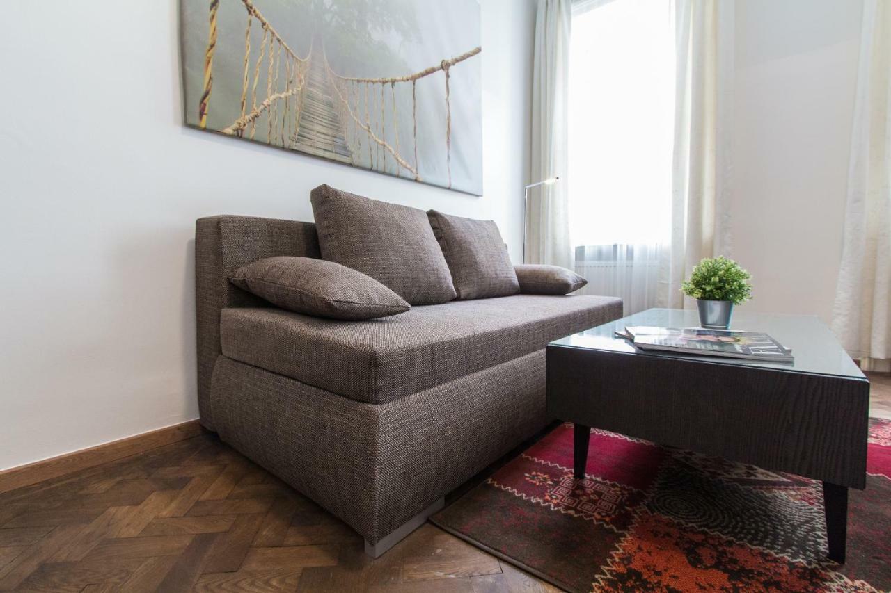Design I Contactless Check-in Wenen